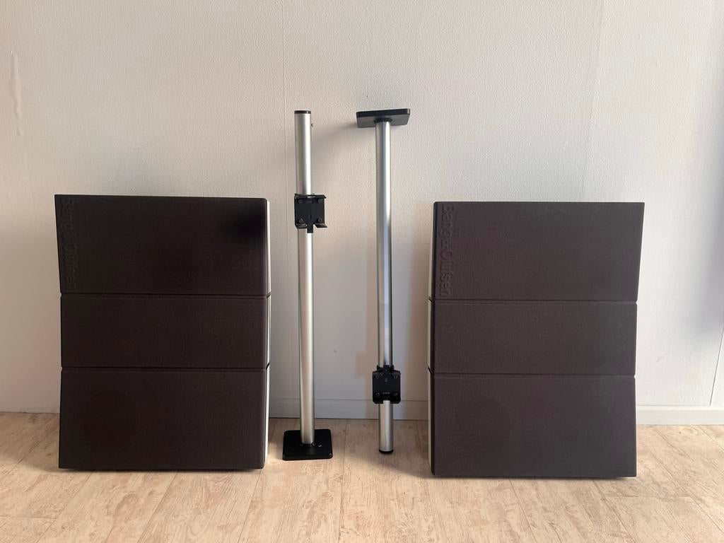 Bang & Olufsen luidsprekers met standaarden, Gebruikt, 60 tot 120 watt, Front, Rear of Stereo speakers, Ophalen