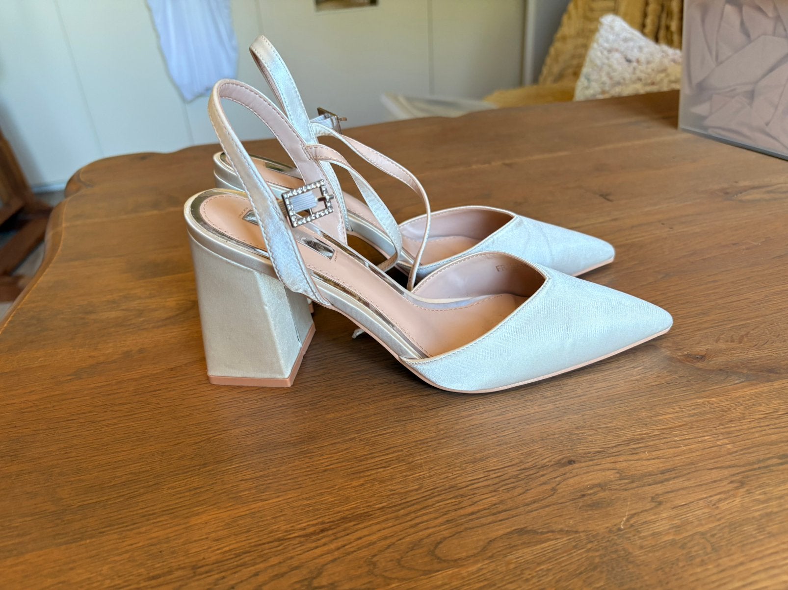 Hakken, pumps, sandalen, trouwschoenen maat 38, Ophalen of Verzenden, Zo goed als nieuw, Schoenen