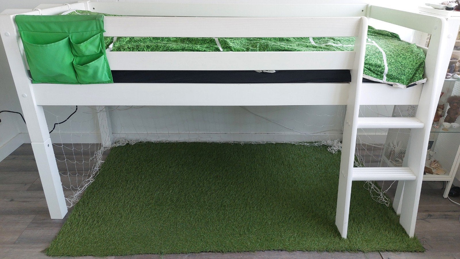 Hoogslaper wit met voetbalthema, Ophalen, Gebruikt, Eenpersoons, Minder dan 160 cm