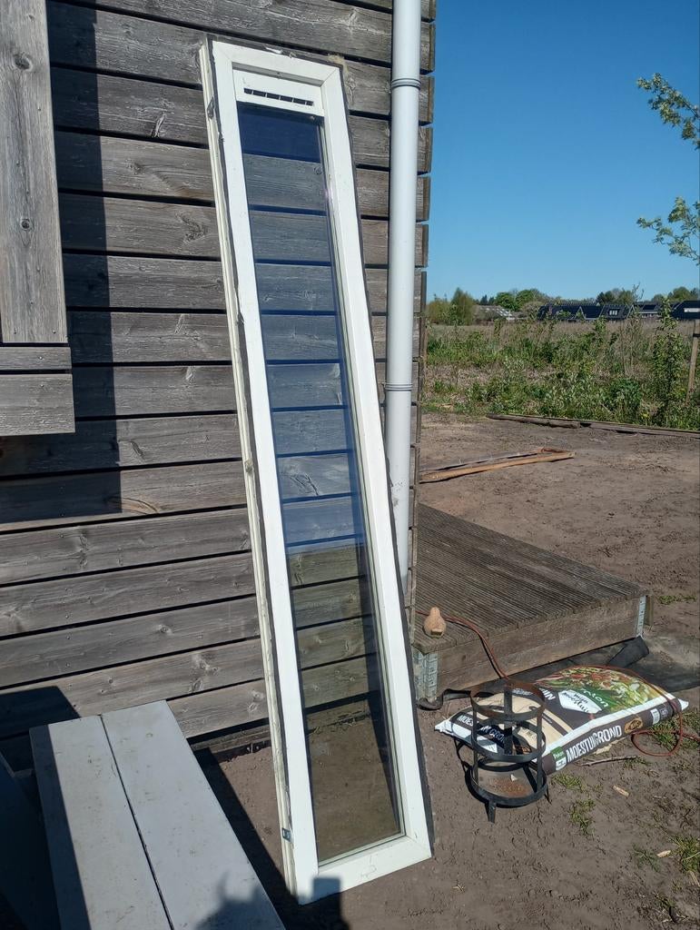 Vast kunststof kozijn 440 mm breed 2200 hoog HR++, Ophalen, Zo goed als nieuw