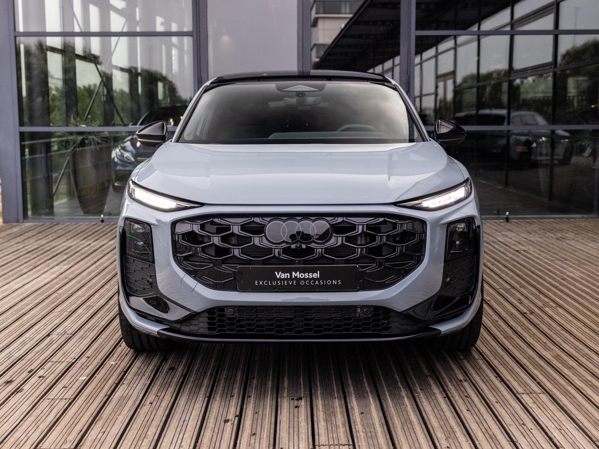 Audi Q3 Sportback 1.5 e-hybrid S edition | PANORAMA/SCHUIF-K, 12 maanden, 1800 kg, 1498 cc, Euro 6