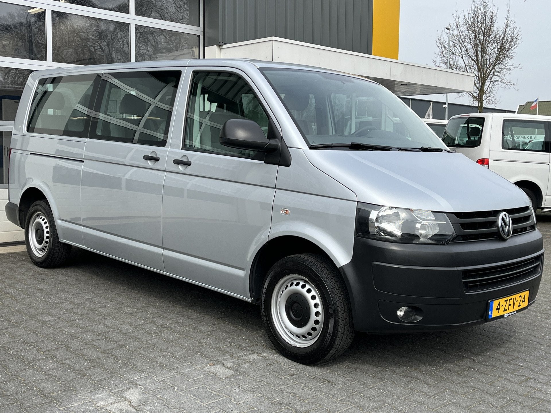 Volkswagen Transporter Kombi 9 persoons 2.0 TDI L2H1 incl. B, Voorwielaandrijving, Euro 5, Stof, Gebruikt