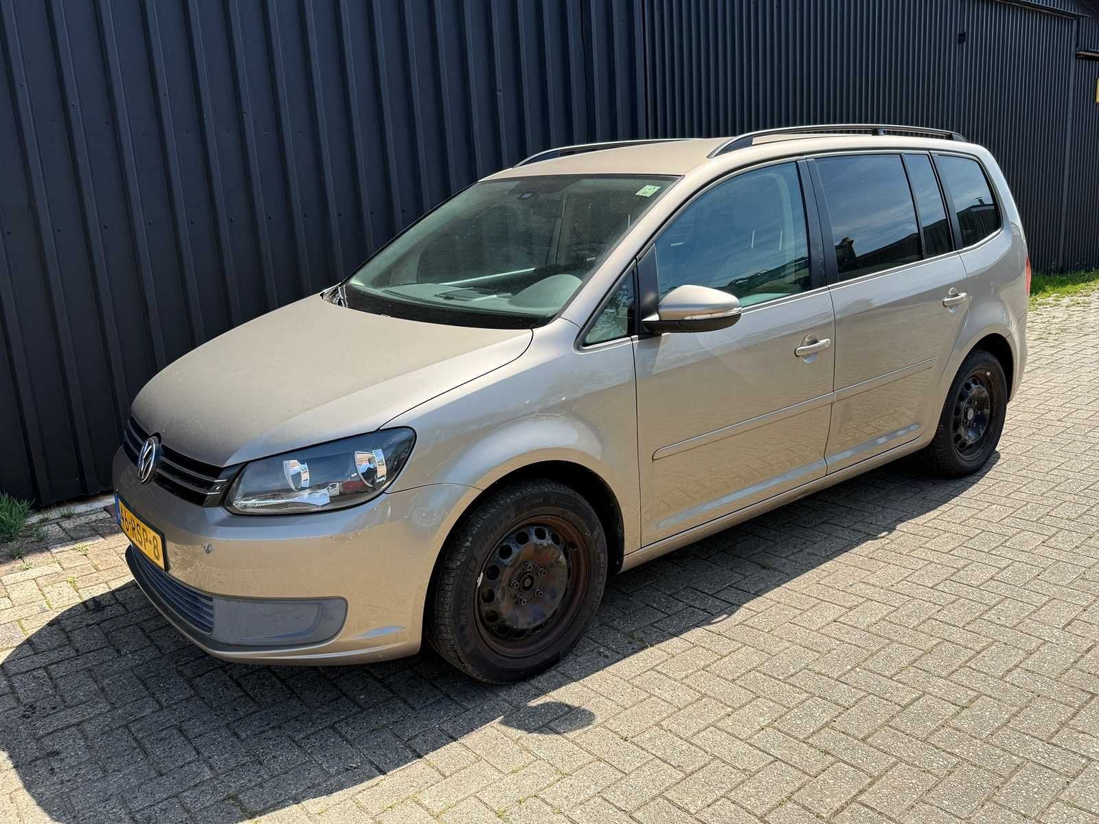 Volkswagen - 2011 - Touran - 1.4 TSI Comfortline - Personena, Auto's, Euro 5, Gebruikt, Touran, Stationwagon