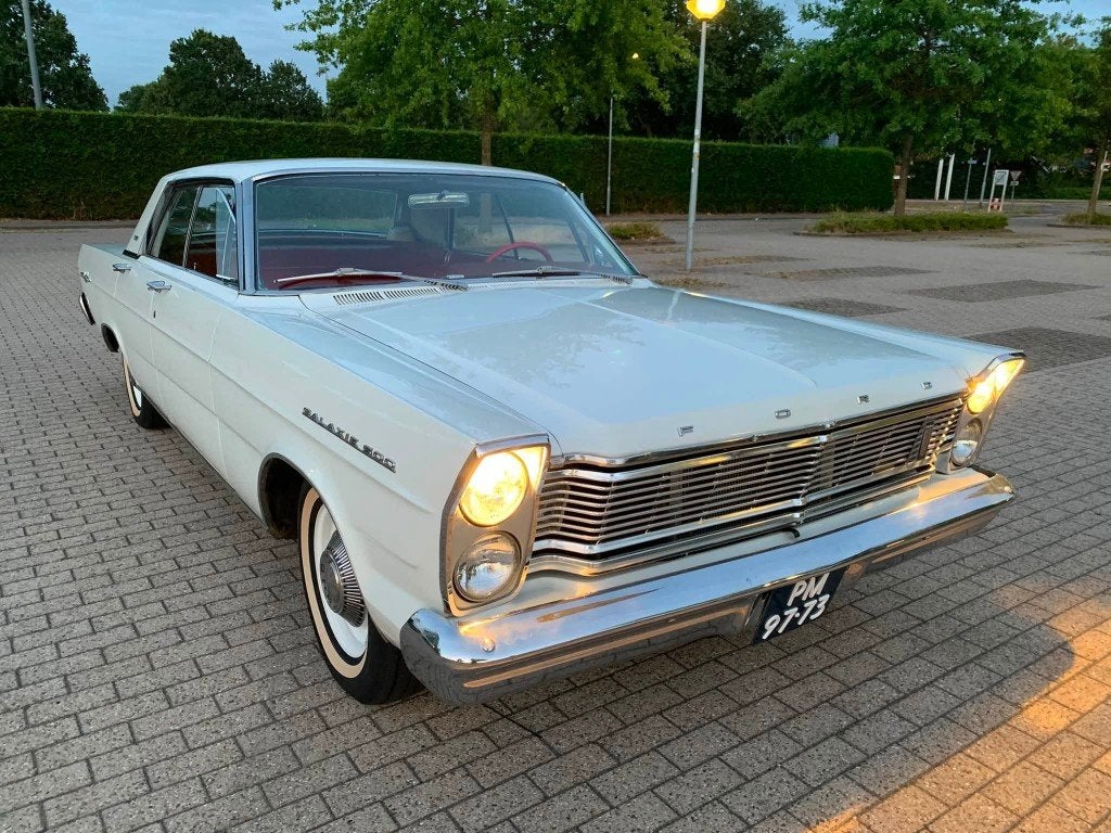 1965 Ford Galaxie 500 4 Door Hardtop BIG SIX, Auto's, Overige modellen, Wit, Overige kleuren, Handgeschakeld