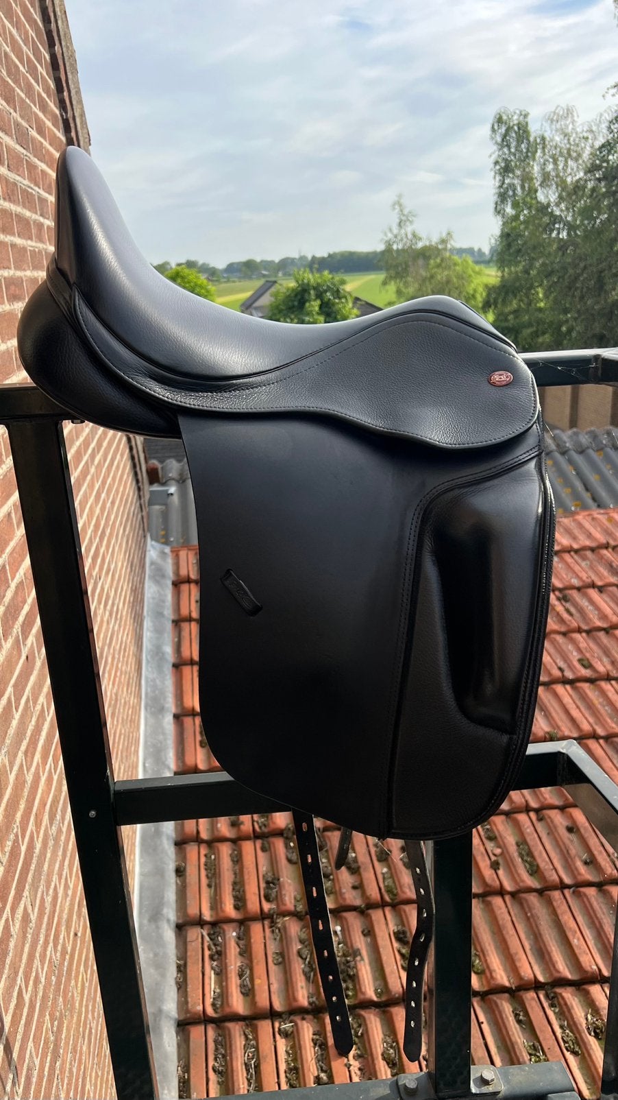 Kent & Masters S-Series MDM Dressuurzadel 17,5, Dieren en Toebehoren, Paarden en Pony's | Zadels, Ophalen of Verzenden, Zo goed als nieuw