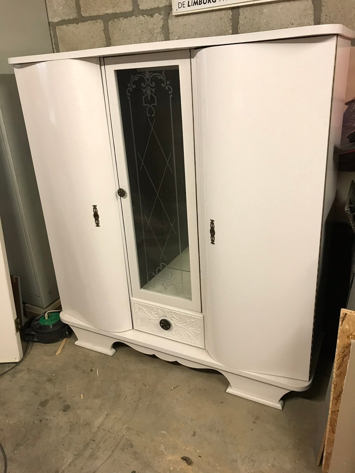 Witte kast met licht, Huis en Inrichting, Ophalen, Zo goed als nieuw, 25 tot 50 cm