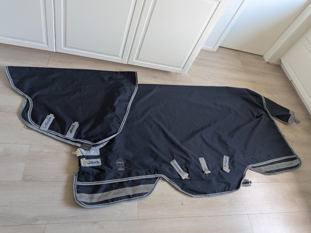 Lemieux Arika regendeken + 3 liners 50/100/200 gram maat 7.0, Dieren en Toebehoren, Full (L), Ophalen of Verzenden, Zo goed als nieuw