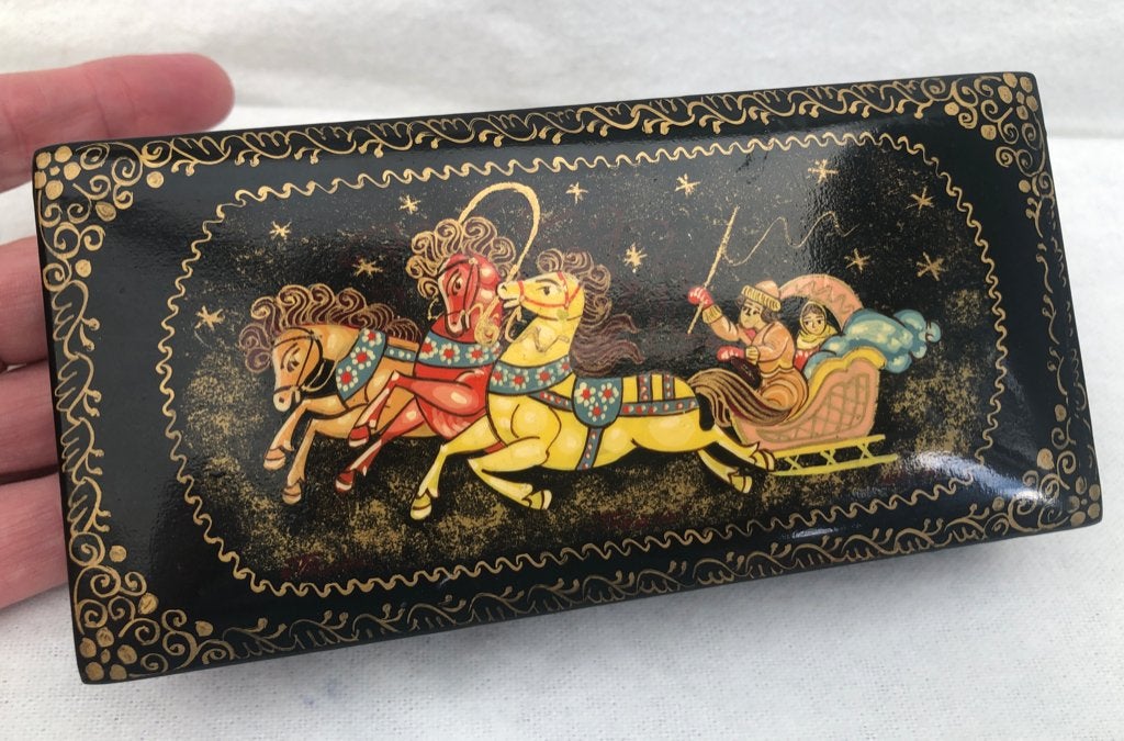 Sieradendoosje - Russisch handgeschilderd lakdoosje, Ophalen of Verzenden