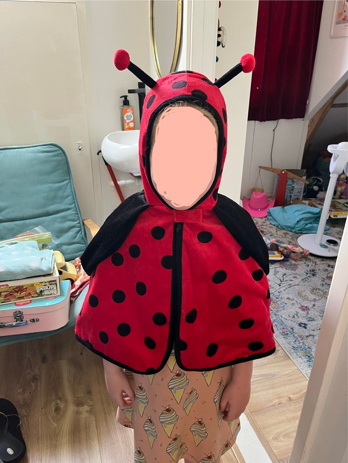 Souza Lieveheersbeestje Verkleedcape voor 2-jarigen, Ophalen of Verzenden, Zo goed als nieuw, 104 of kleiner, Jongen of Meisje