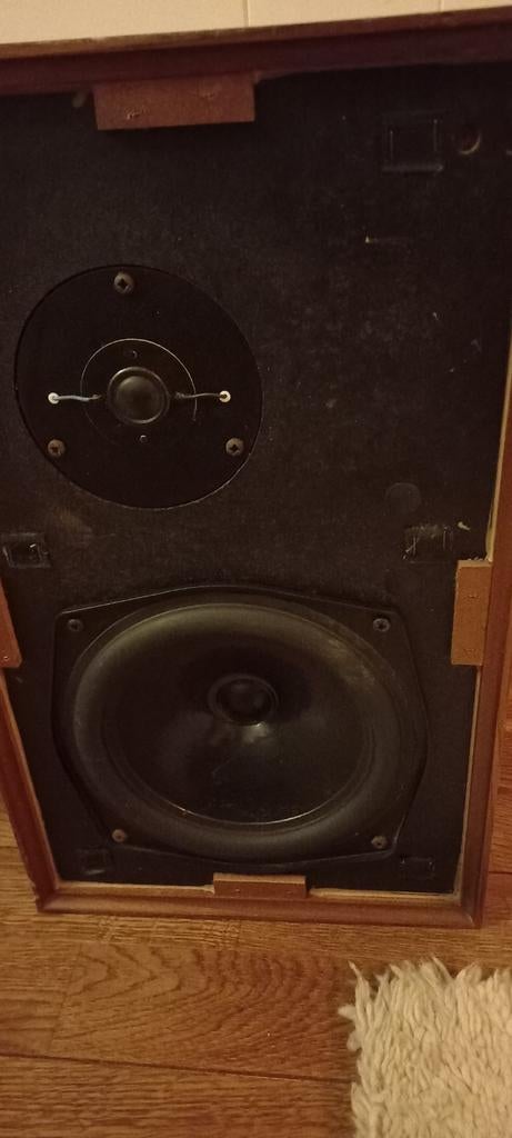 Kef Chorale Vintage Hifi Speakers - Goede Staat, Audio, Tv en Foto, Luidsprekers, Gebruikt, Minder dan 60 watt, Front, Rear of Stereo speakers