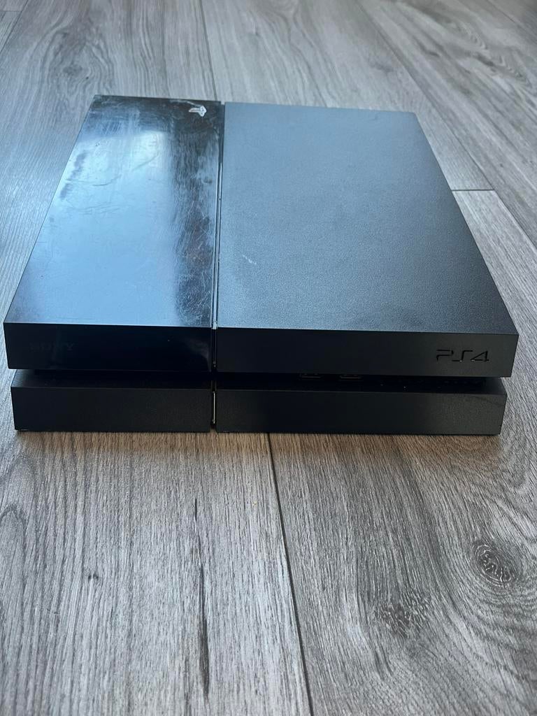 Ps4 incl 3 Spellen, Spelcomputers en Games, Spelcomputers | Sony PlayStation 4, Ophalen of Verzenden, Zo goed als nieuw, Met 1 controller