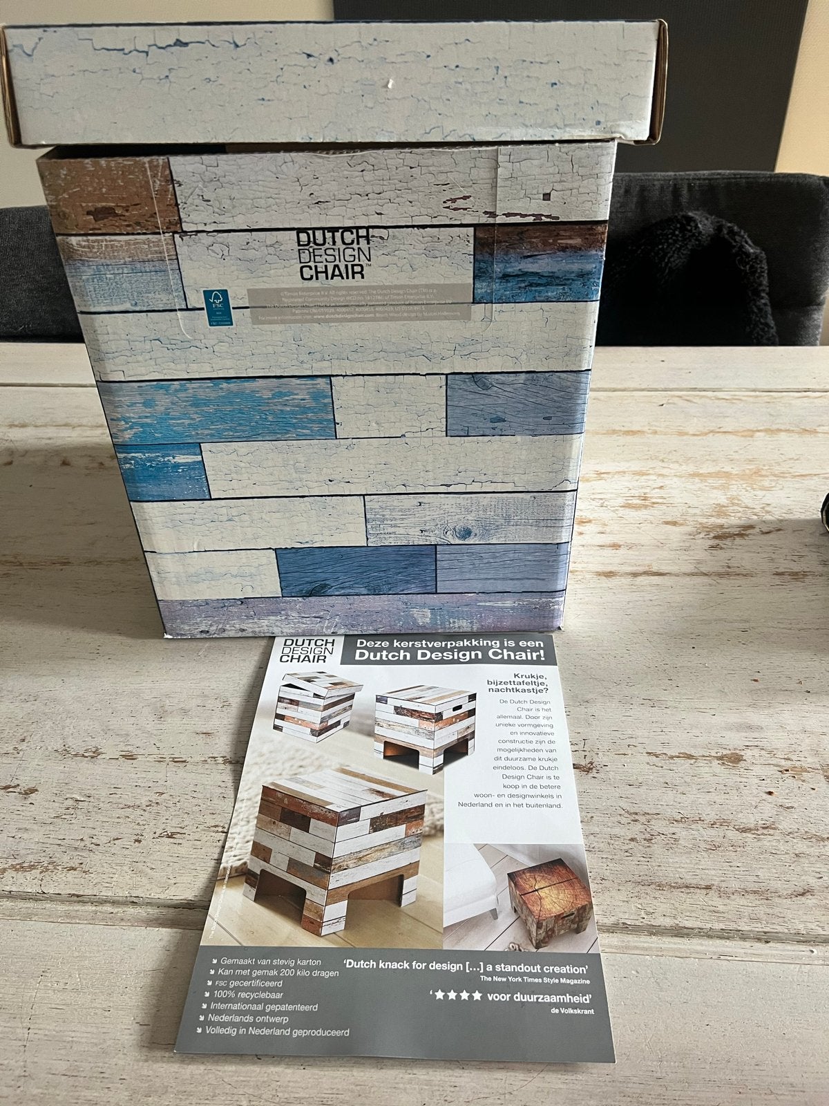 Dutch Design Chair - Duurzame Kartonnen Kruk/Bijzettafel, Ophalen, Zo goed als nieuw, Overige kleuren, Eén