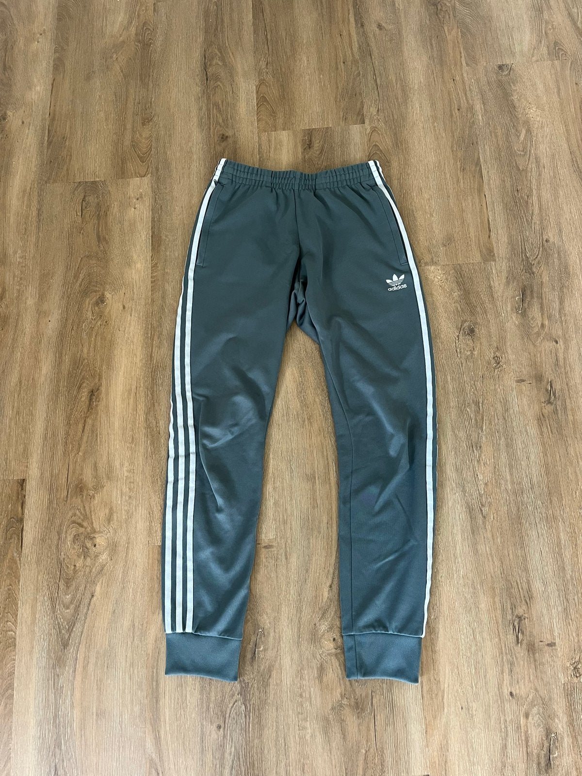 Adidas Primeblue trainingsbroek maat S, Overige typen, Ophalen of Verzenden, Gedragen, Groen