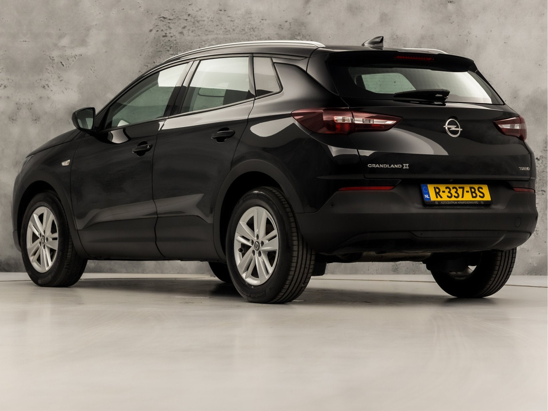 Opel Grandland X 1.2 Turbo Sport (APPLE CARPLAY, GROOT NAVI,, Voorwielaandrijving, 12 maanden, Automatische klimaatregeling, Gebruikt