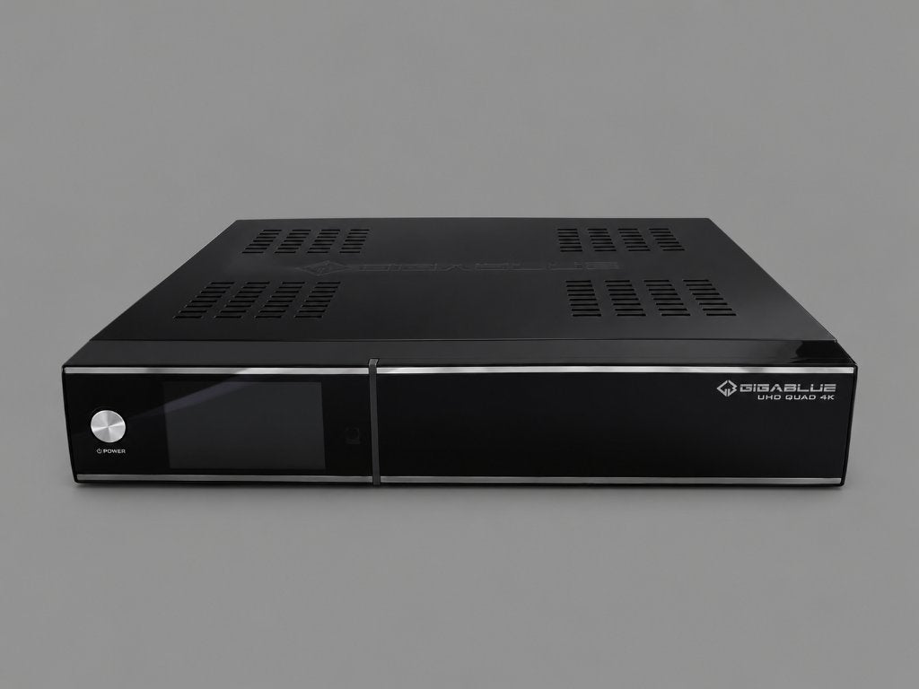 GigaBlue UHD QUAD 4K Satelliet ontvanger met 1TB harddisk, Ophalen of Verzenden, Zo goed als nieuw, Decoder