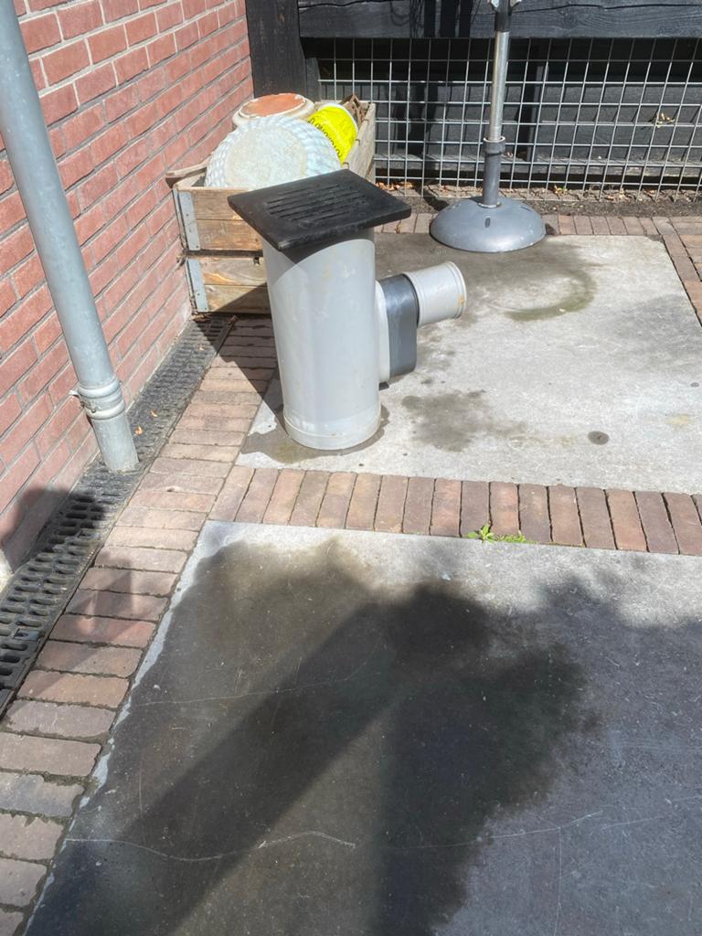 Straatkolk met deksel 30x30 cm, Tuin en Terras, Ophalen, Zo goed als nieuw