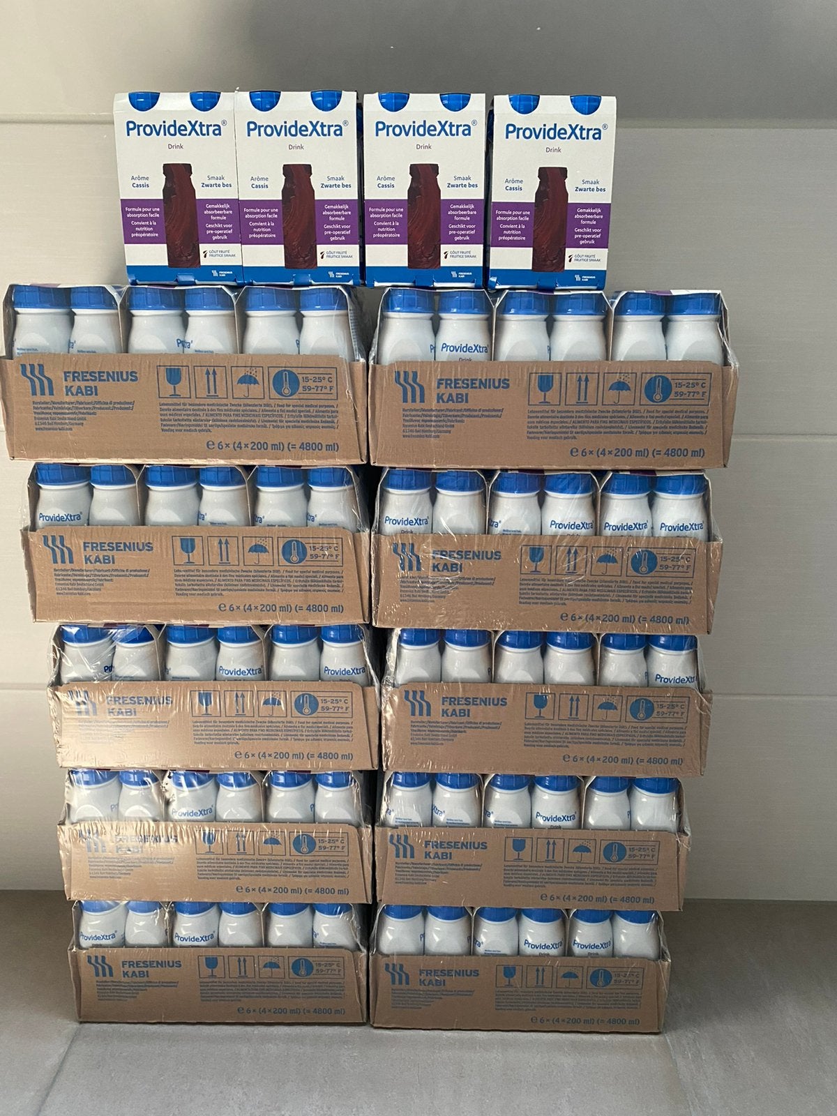 Grote voorraad nutridrink bijvoeding 300 kcal per flesje, Ophalen