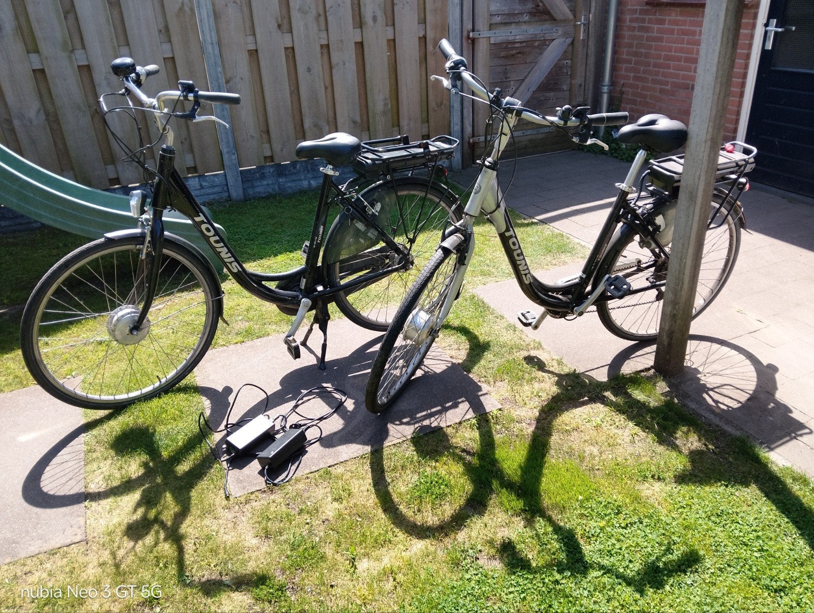 2x Tounis  elektrische fietsen  incl accu's en opladers, Ophalen, Gebruikt, Overige merken