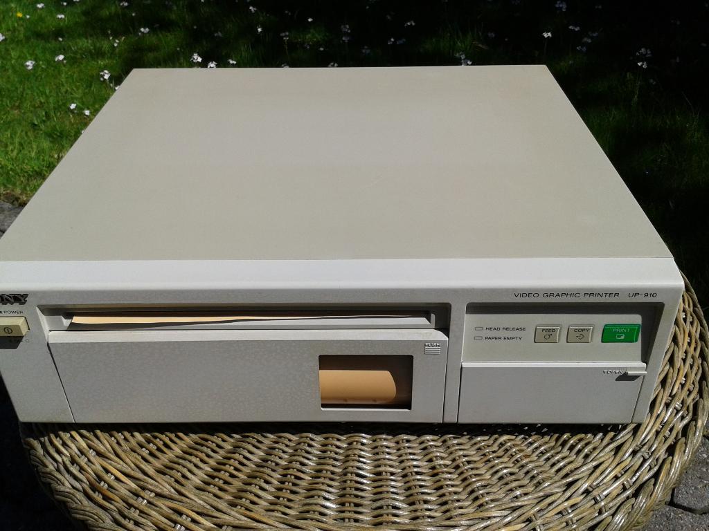Sony UP-910 video graphic printer (vintage), Ophalen of Verzenden, Gebruikt, Video