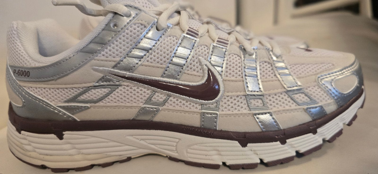 Nieuwe Nike Sportswear P6000 Sneakers Maat 41, Kleding | Dames, Wit, Nike, Nieuw, Ophalen of Verzenden