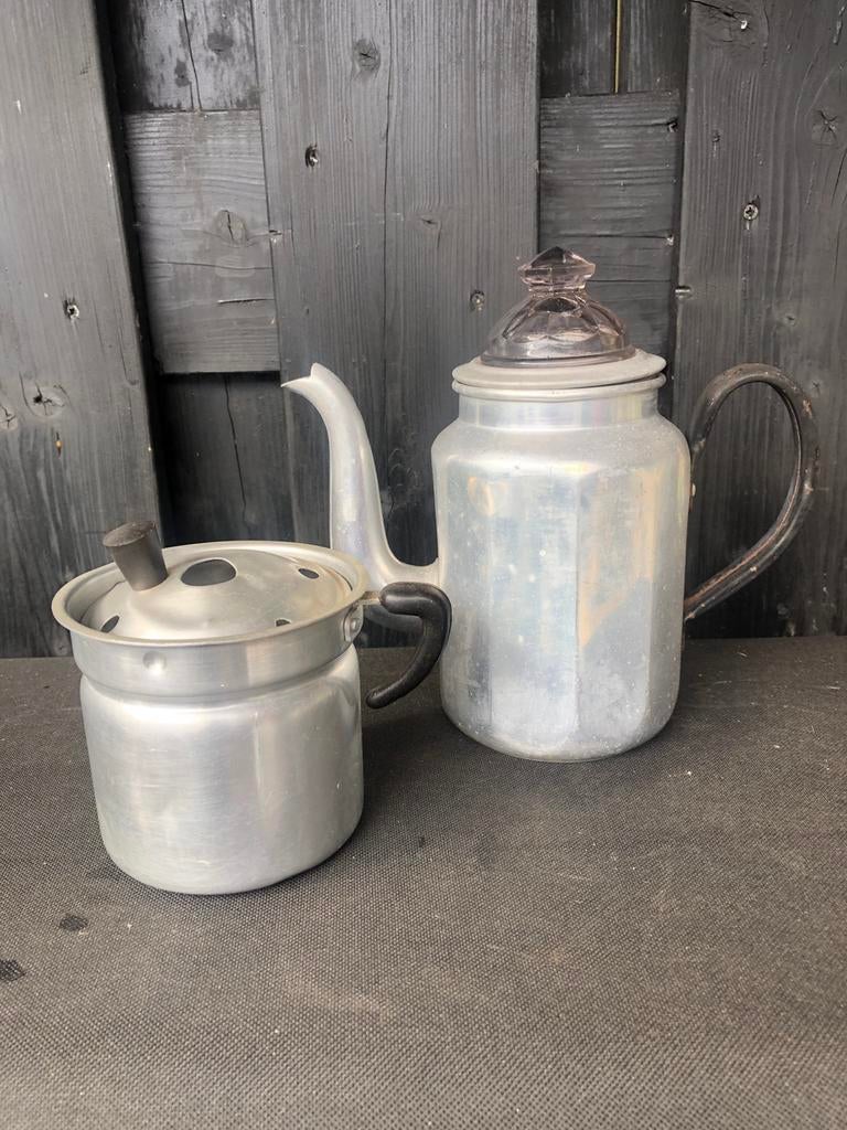 Oude koffiekan en melkkannetje., Antiek en Kunst, Ophalen