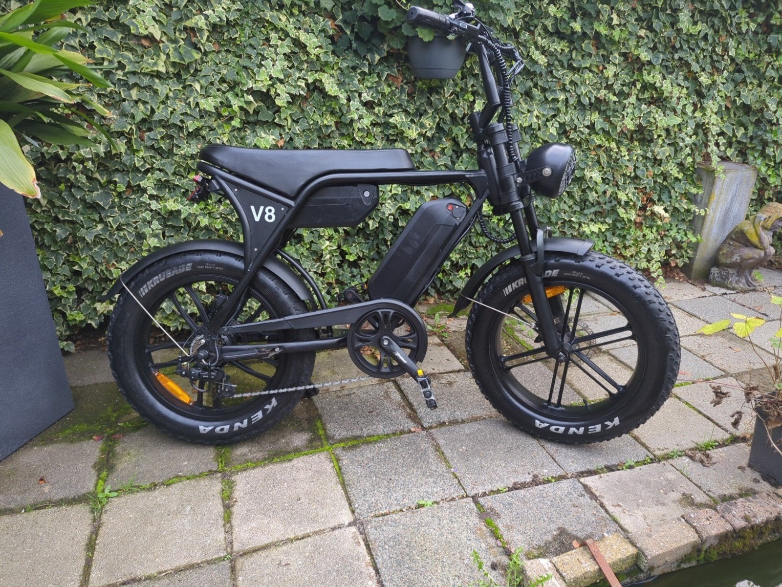 Fatbike V8 met 2 accu's, gashendel en extra's, Overige merken, Ophalen of Verzenden, Zo goed als nieuw, 59 cm of meer