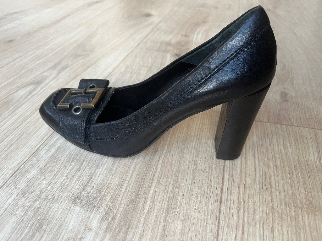 Julie Dee, stoere pumps met gesp mt 37,5, Pumps, Zwart, Nieuw, Ophalen of Verzenden