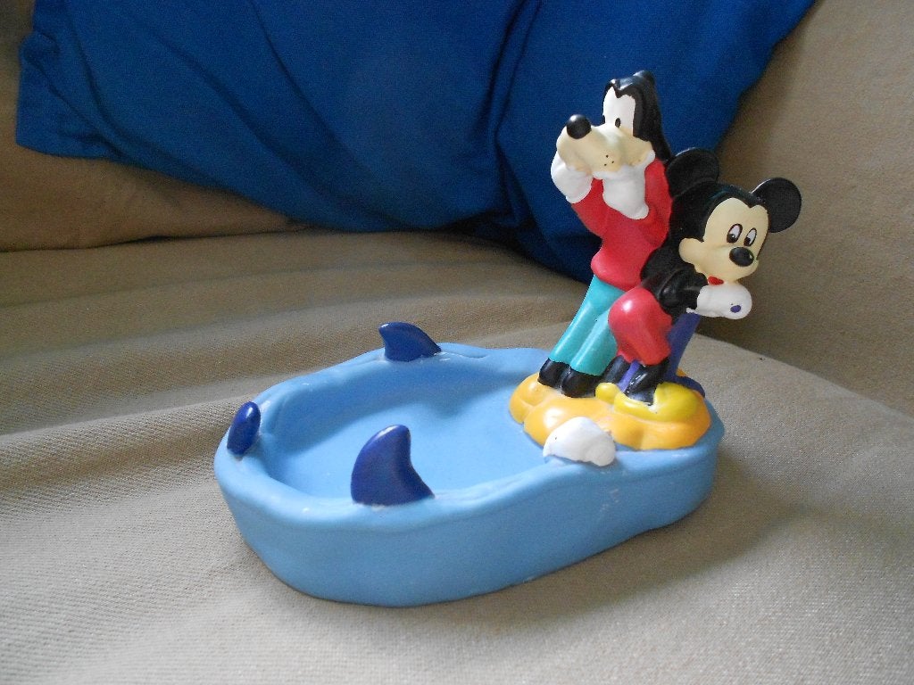 disney kunststof zeepbakje Mickey en Goofy grosvenor, Verzamelen, Ophalen, Mickey Mouse, Gebruikt, Beeldje of Figuurtje
