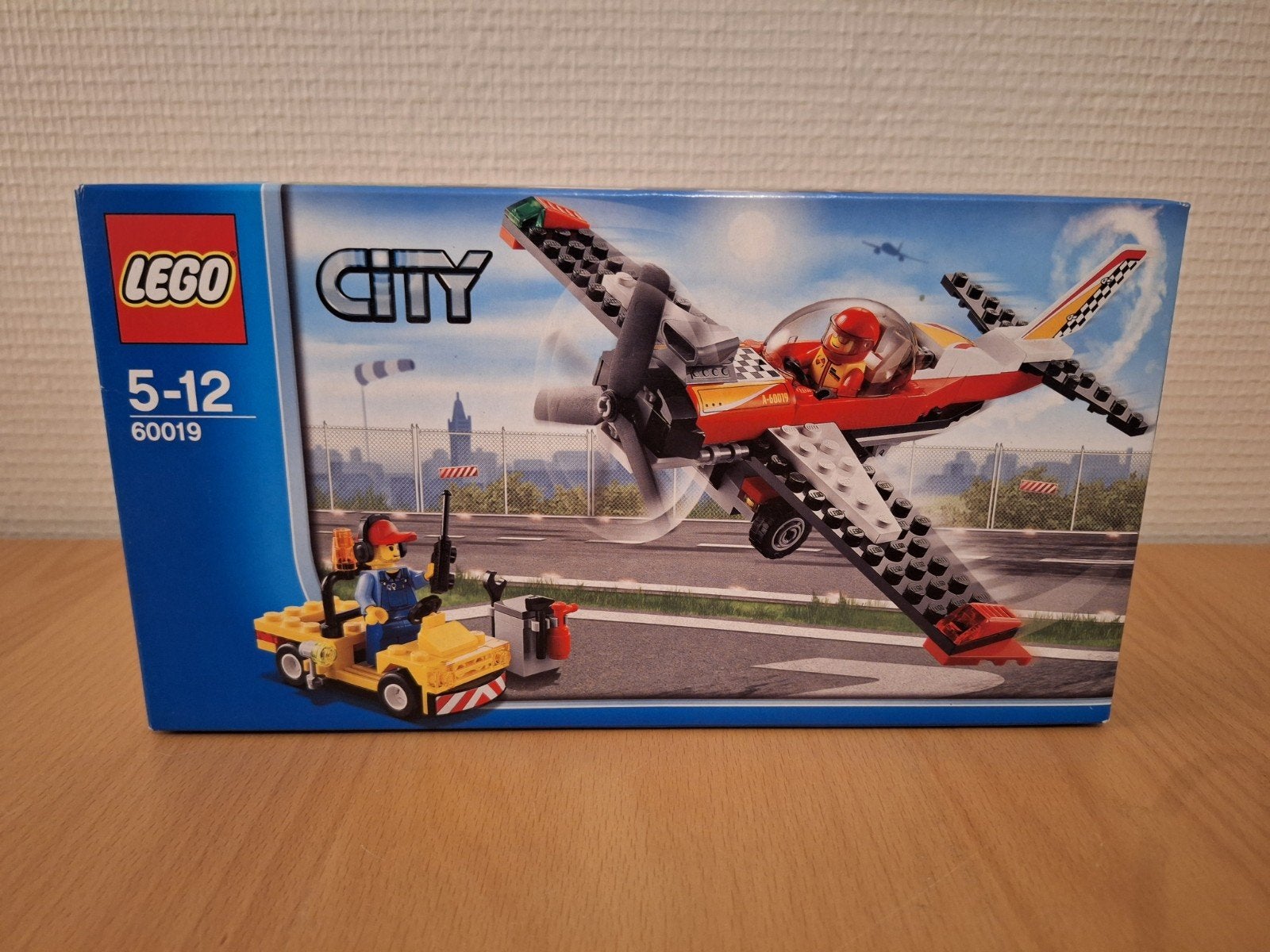 Lego City 60019 Stuntvliegtuig met grondpersoneel, City, Lego, Nieuw, Ophalen of Verzenden