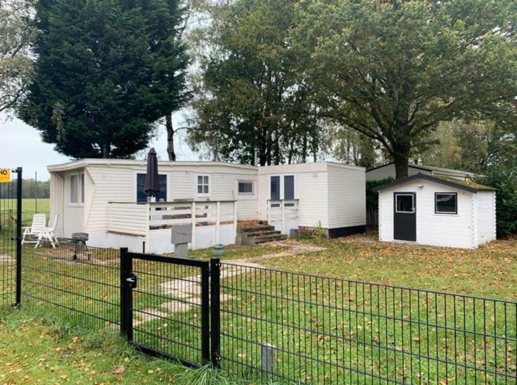 Wonen / Woning / Chalet / Stacaravan 4 persoons Te Huur., Tickets en Kaartjes, Eén persoon