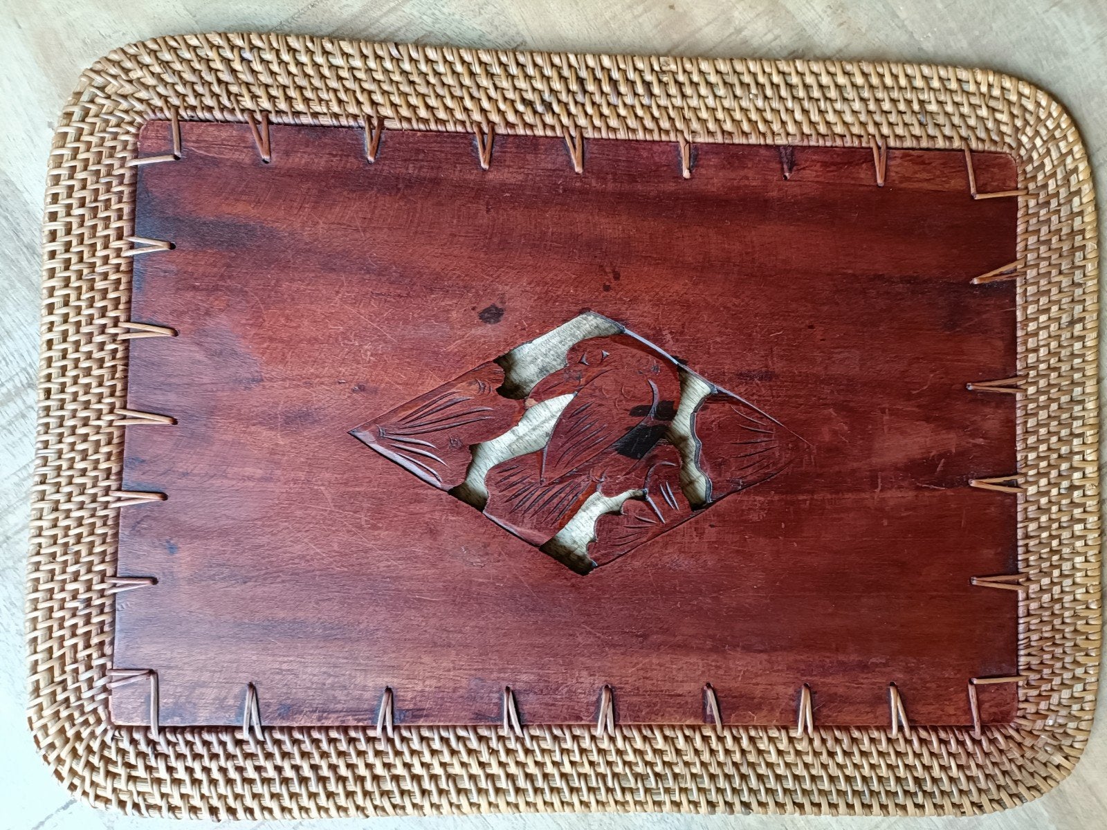 Set van 2 rotan placemats met houtsnijwerk, Huis en Inrichting, Hout, Gebruikt, Ophalen of Verzenden, Oosters