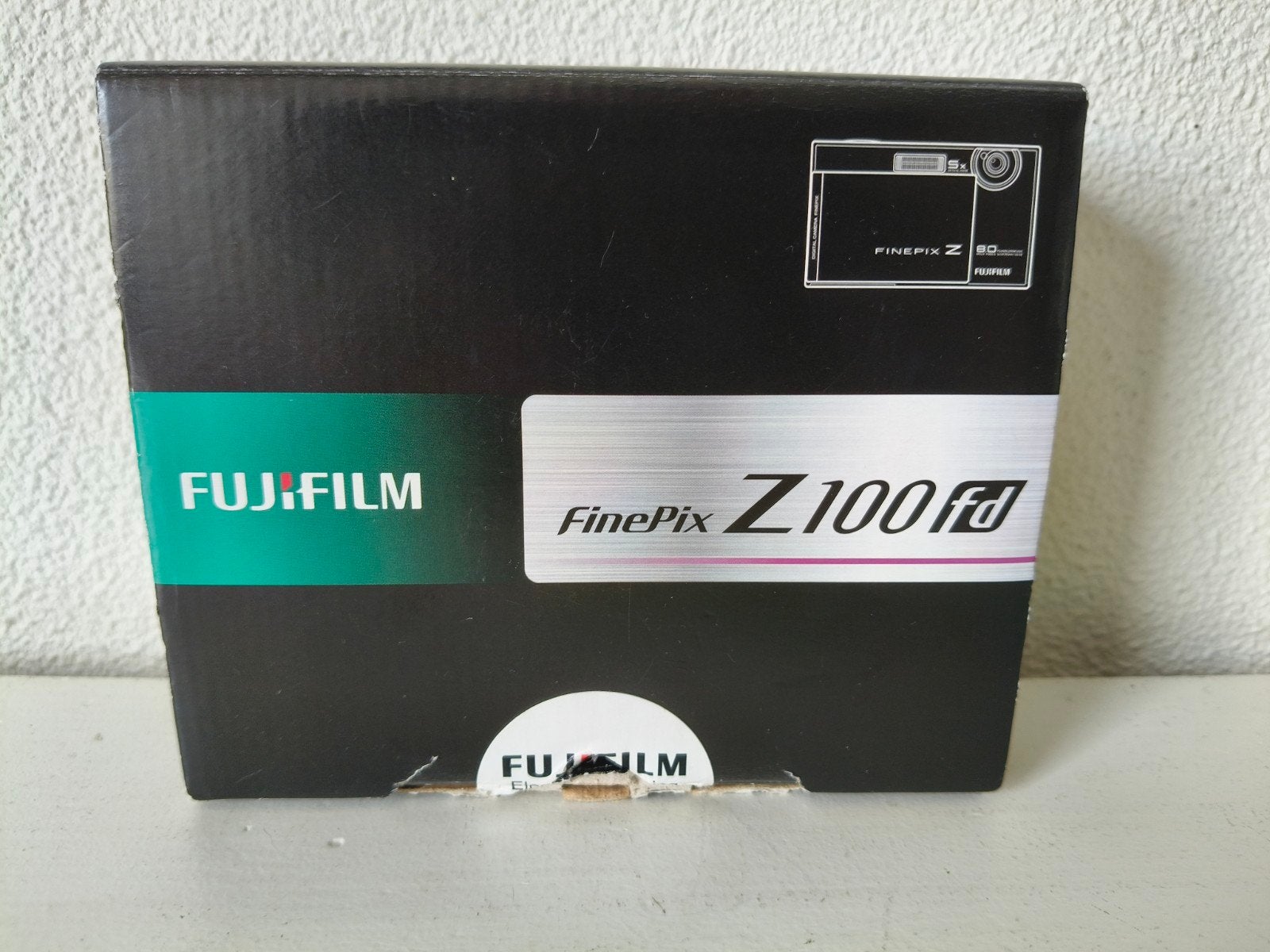 Fujifilm FinePix Z100fd Compactcamera - 8.0 Megapixels, Gebruikt, Ophalen of Verzenden, Compactcamera, 4 t/m 7 keer
