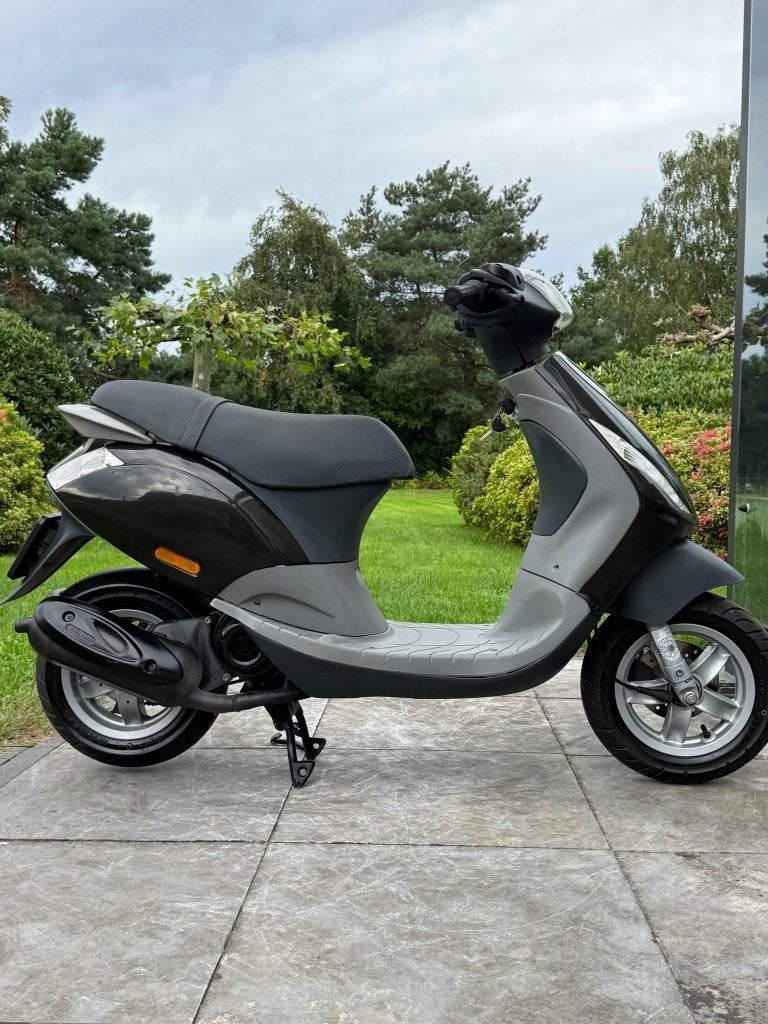 ⭐️Piaggio zip 2 takt Brom Nederlands kenteken Z.g.a.n. ⭐️, Niet ingevuld, Niet ingevuld, Niet ingevuld