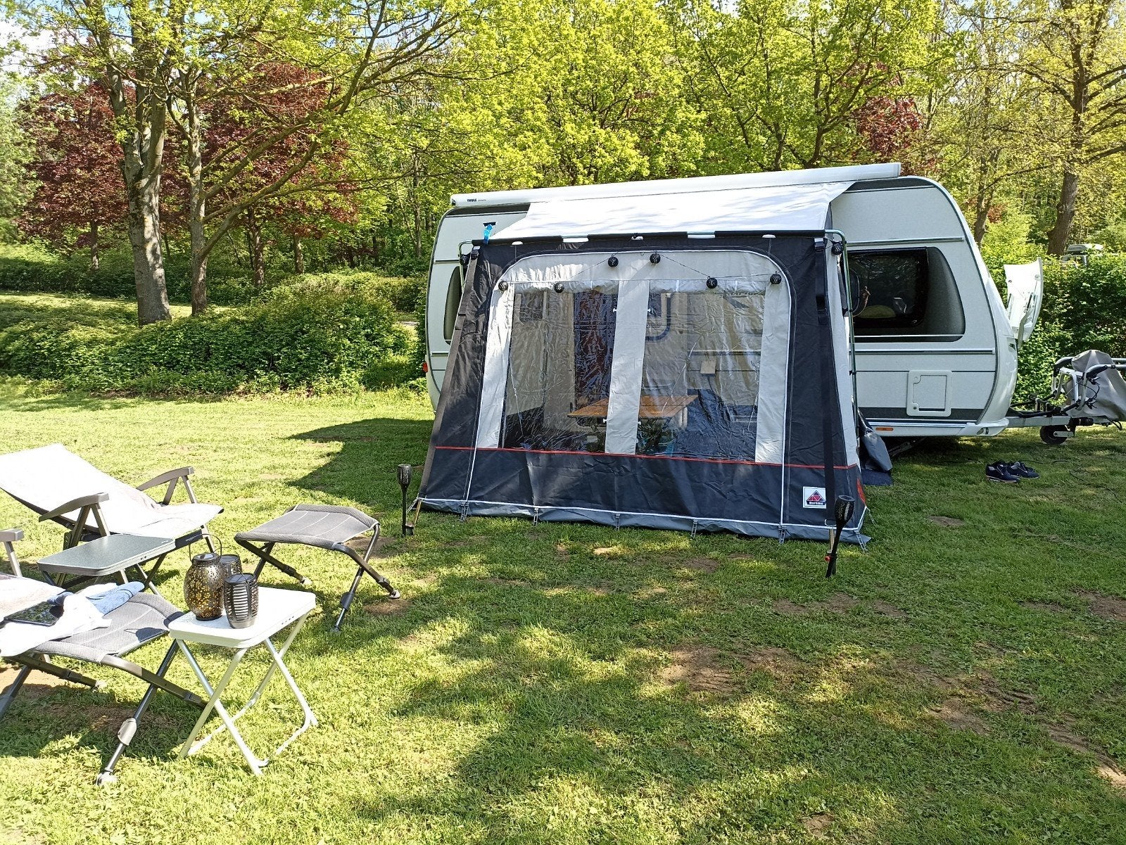Dorema Mistral all season voortent, Ophalen, Zo goed als nieuw