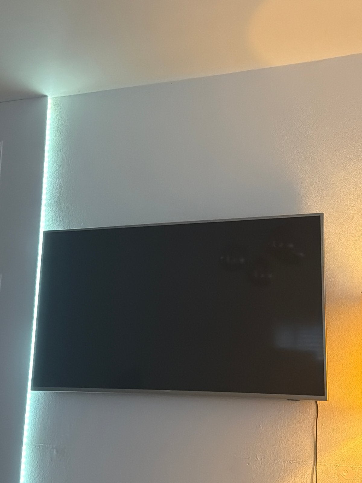 Philips TV met defect - Ideaal voor onderdelen of reparatie, Ophalen of Verzenden, Niet werkend, 100 cm of meer, Philips