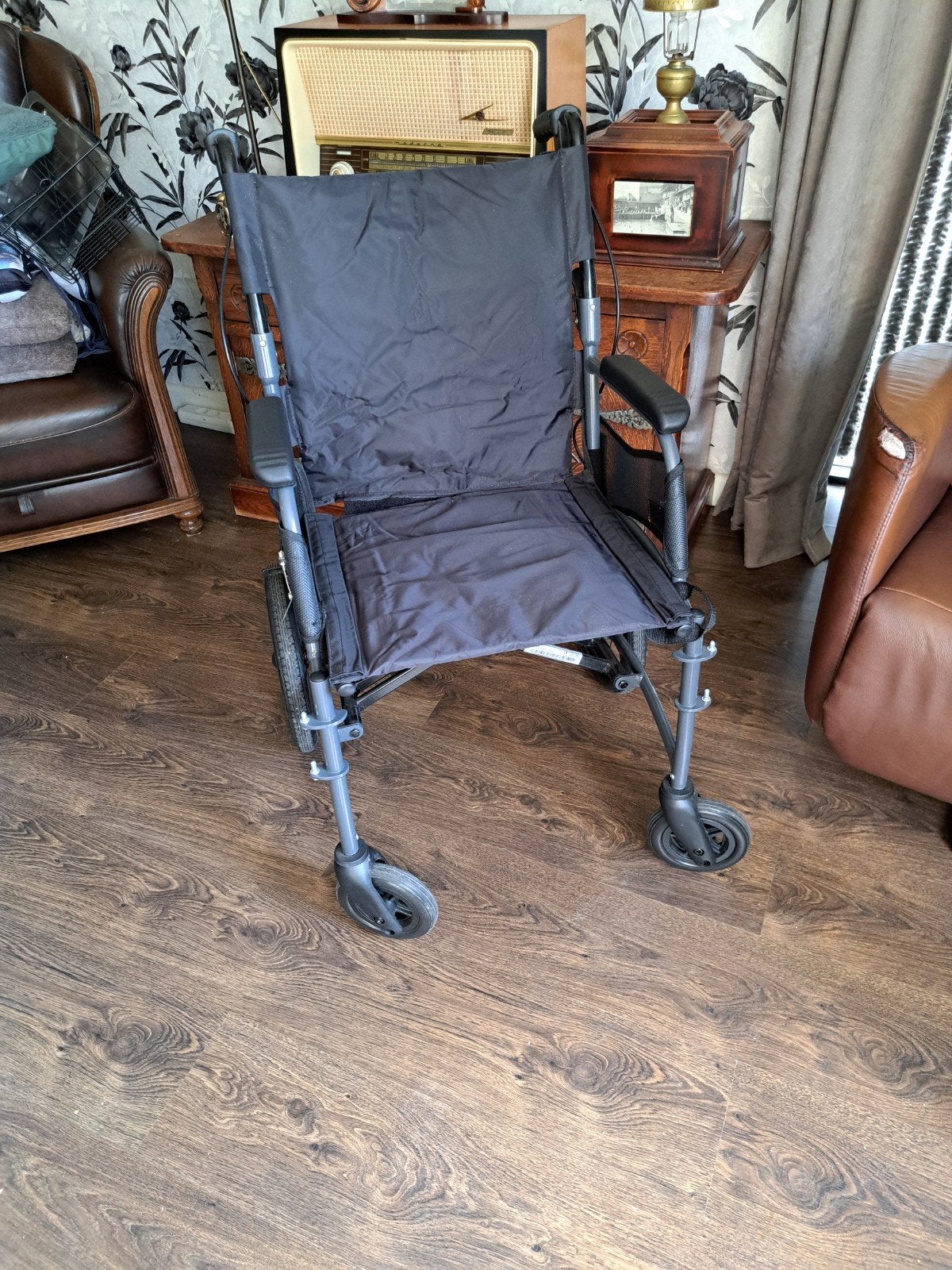 rolstoel, rollator en douchekruk, Diversen, Ophalen
