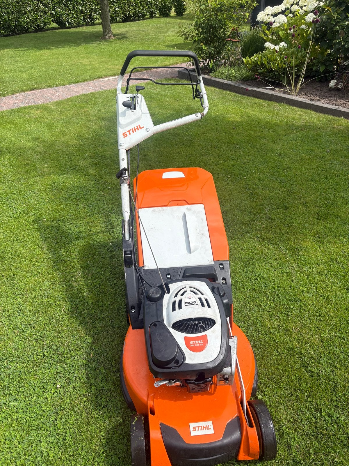 Stihl RM 655 VS Benzine Grasmaaier - Volledig onderhouden, Ophalen, Cirkelmaaier, Mulchfunctie, Zo goed als nieuw