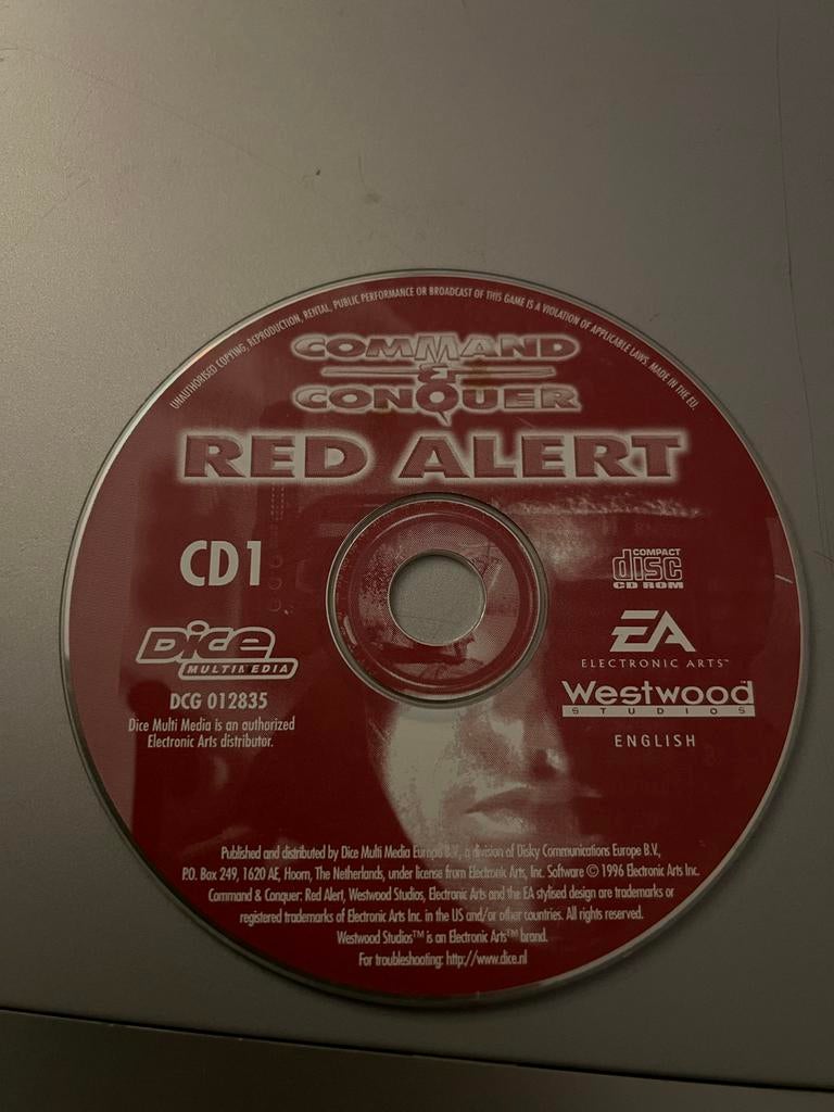 Command & Conquer Red Alert CD 1, Spelcomputers en Games, Games | Pc, Ophalen, Gebruikt, Strategie en Constructie