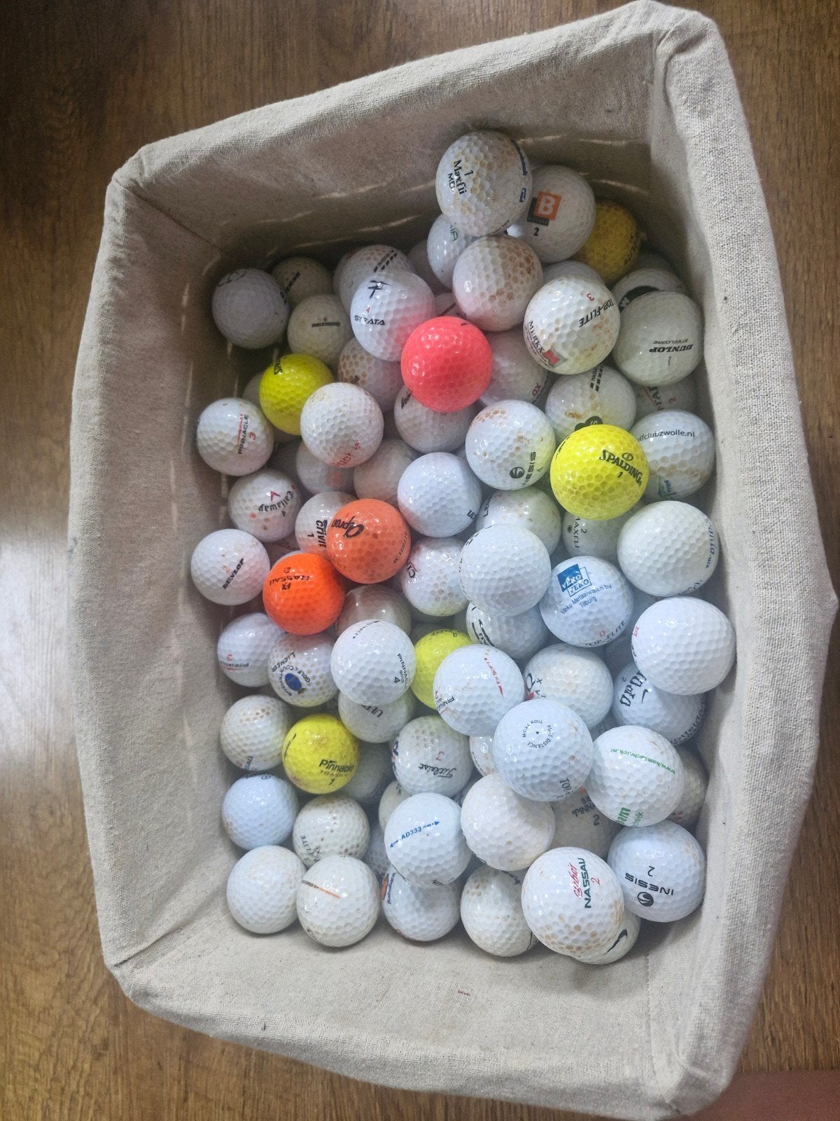 Diverse tweedehands golfballen - Ideaal voor training, Sport en Fitness, Ophalen, Gebruikt, Bal(len), Overige merken