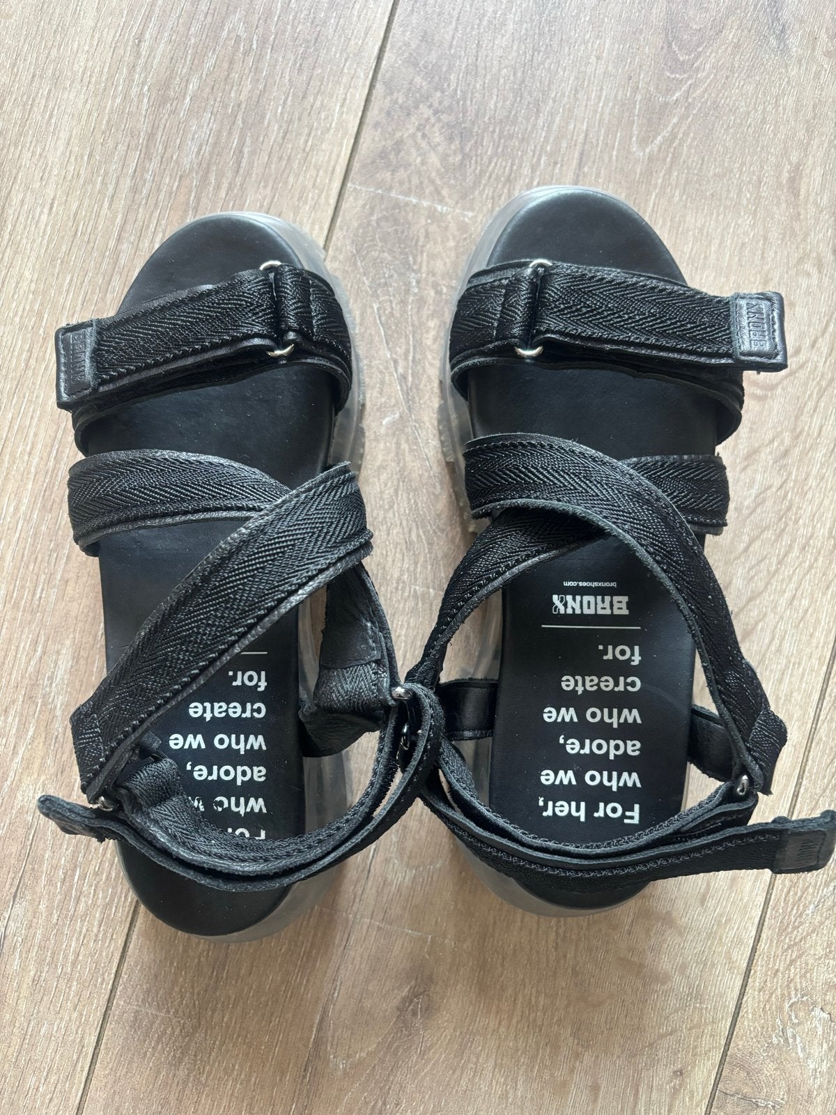 Bronx sandalen maat 38 - Zwart met transparante zool, Verzenden, Gedragen, Zwart, Sandalen of Muiltjes