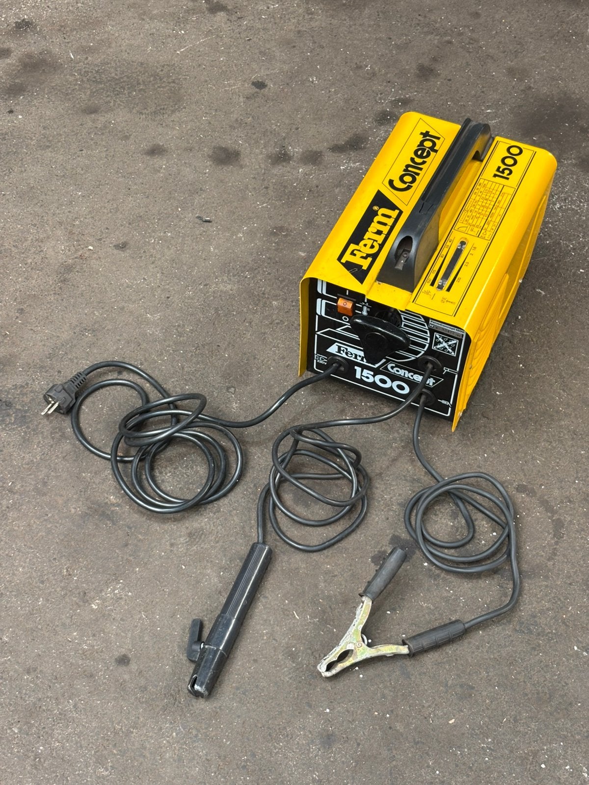 Ferm Concept 1500 lasapparaat, Ophalen, Zo goed als nieuw, Minder dan 150 ampère, Elektroden