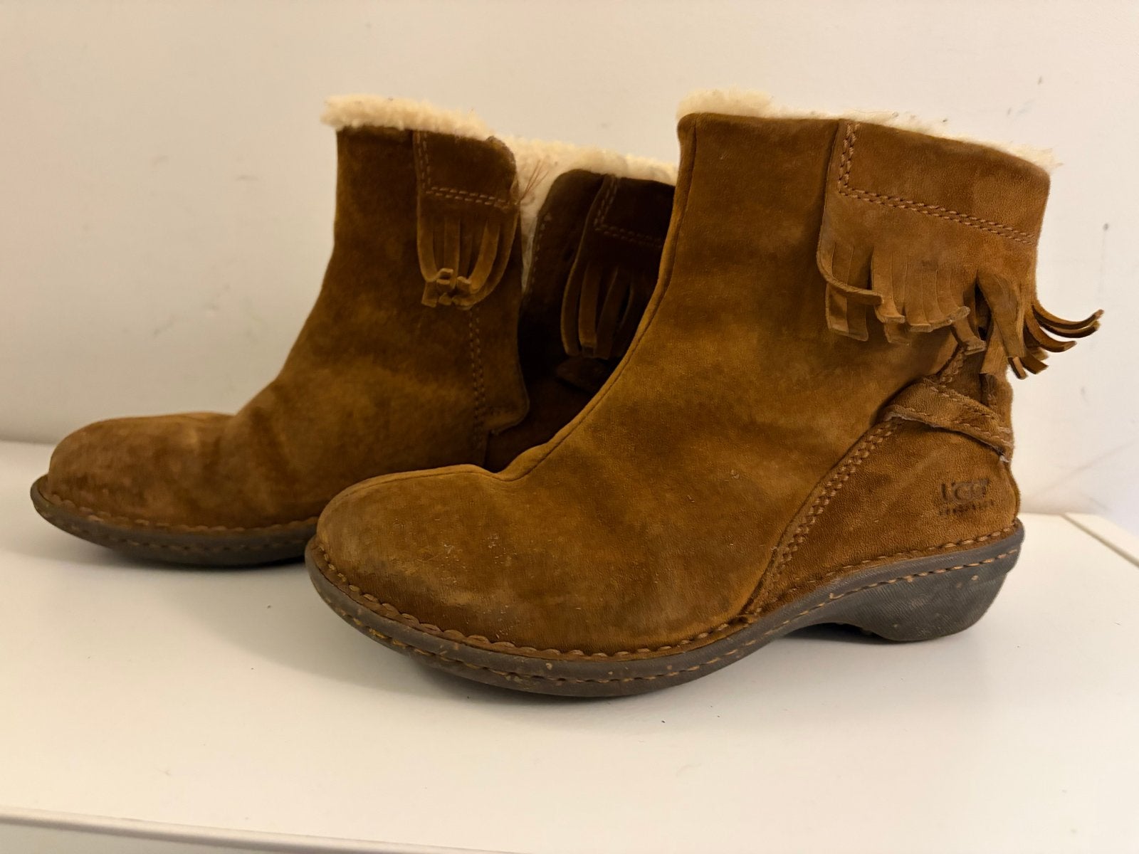 Wol-gevoerde Uggs laarsjes maat 23, Ophalen of Verzenden, Gebruikt, Jongen of Meisje, Laarzen