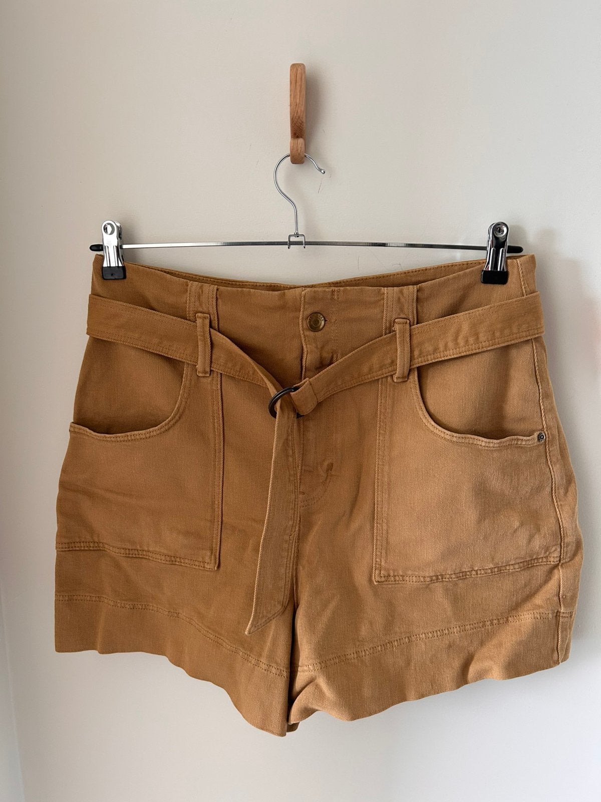 Korte broek Ted Baker, Kleding | Dames, Maat 38/40 (M), Ophalen of Verzenden, Zo goed als nieuw, Bruin