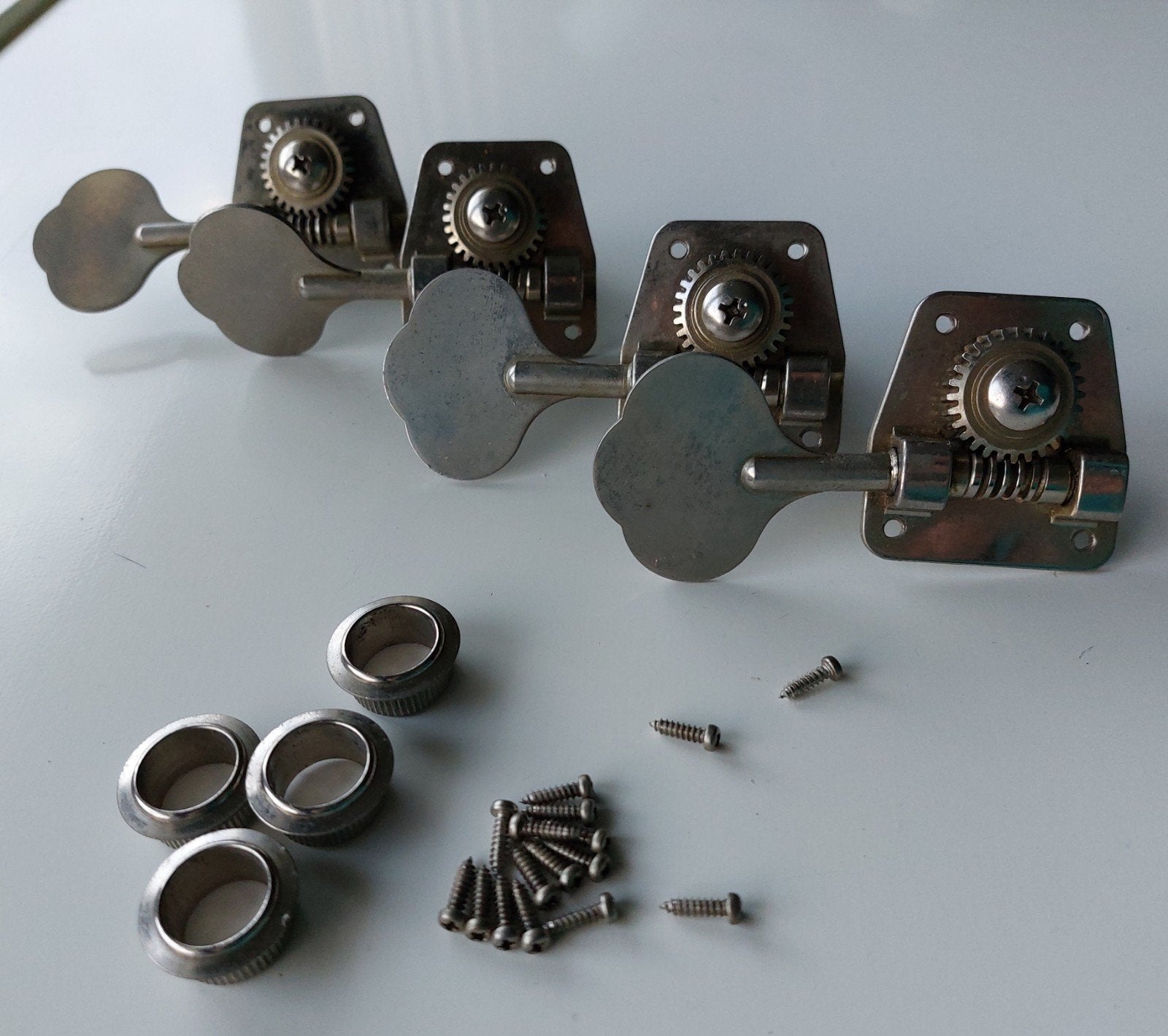 ESP Japan basgitaar tuners (set, compleet), Ophalen of Verzenden, Gebruikt, Elektrische basgitaar