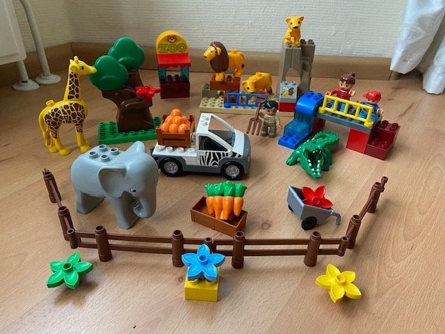 Duplo, dierentuin: krokodil leeuw giraffe olifant auto pop, Kinderen en Baby's, Ophalen of Verzenden, Gebruikt, Duplo