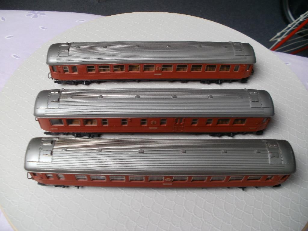 3x Marklin Ho rijtuig van de SJ 2x 4072+1x 4073+verlichting., Wisselstroom, Wagon, Ophalen of Verzenden, Zo goed als nieuw