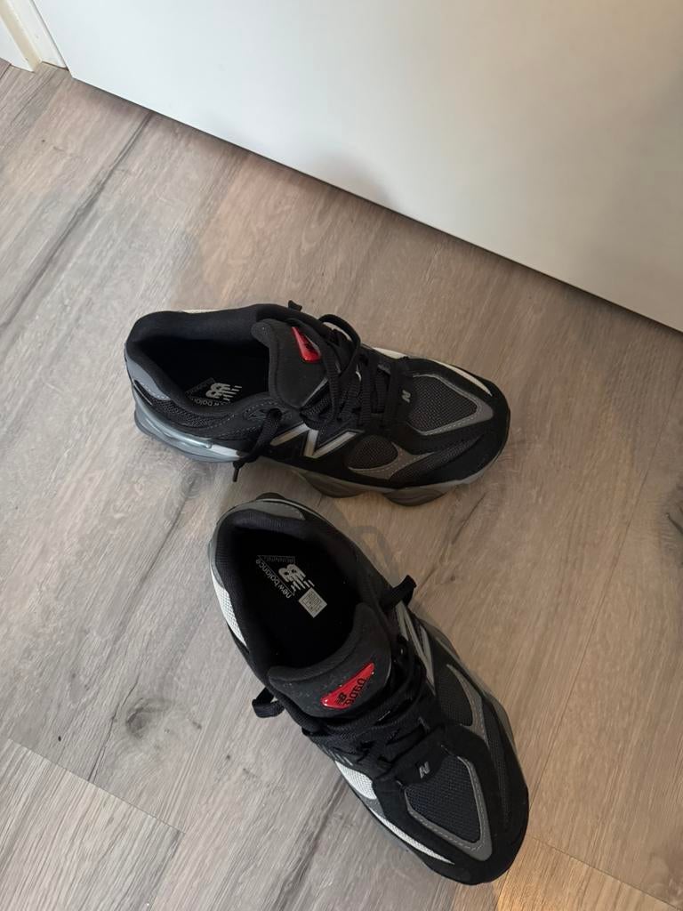 New balance 9060, Kleding | Dames, Schoenen, Zwart, Nieuw, Ophalen of Verzenden, Sneakers of Gympen