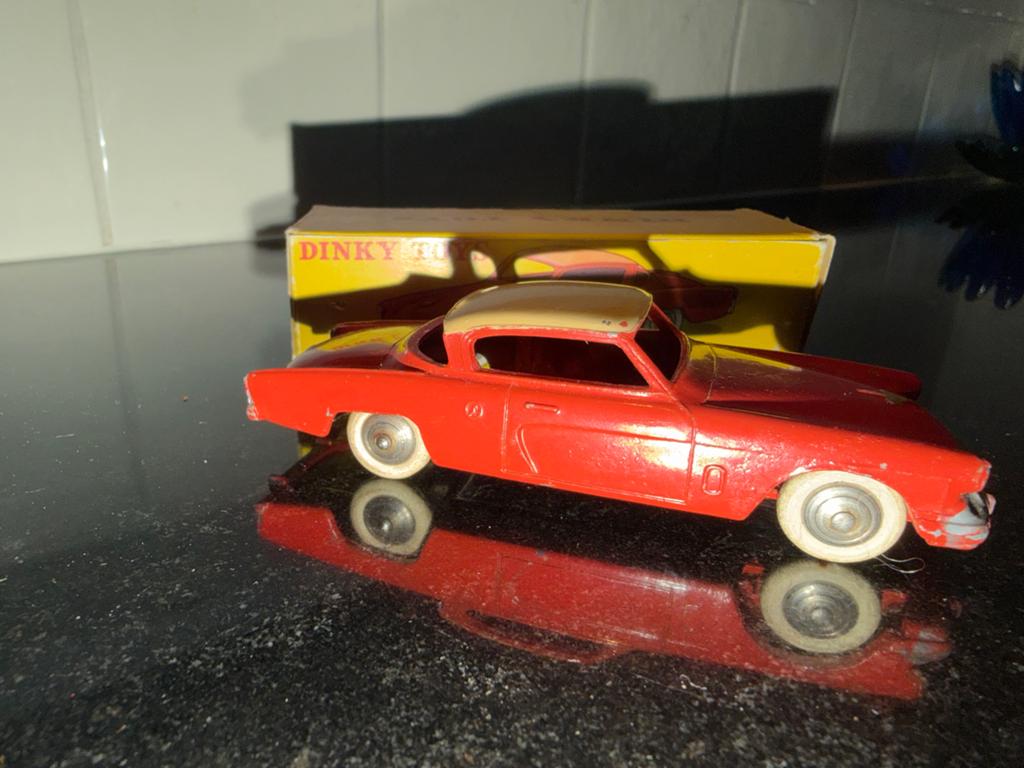 Dinky Toys France 1/43 Studebaker Commander Vintage, D, Auto, Dinky Toys, Ophalen of Verzenden
