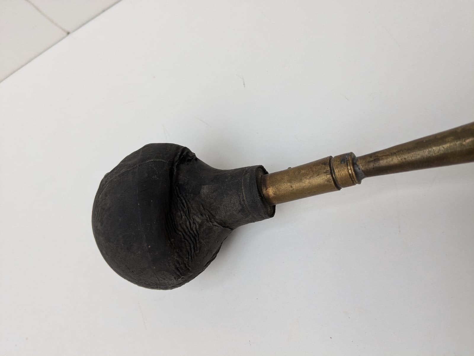 Antieke koperen toeter met rubberen balg, Antiek en Kunst, Ophalen