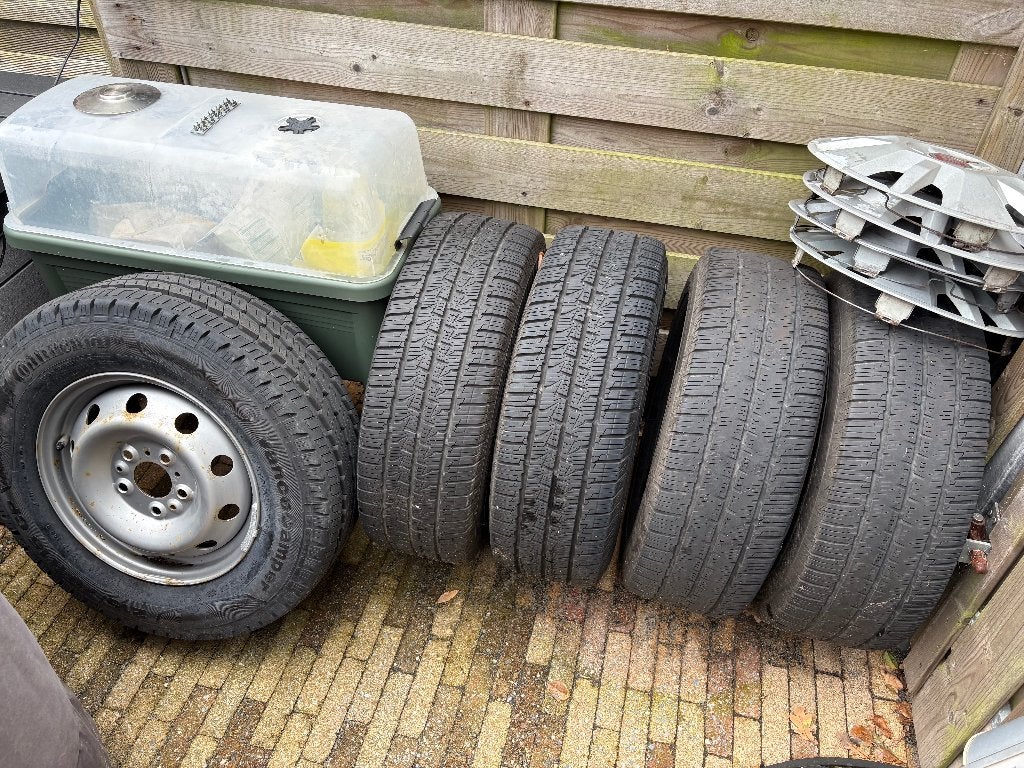 All season banden Fiat Ducato light 15 inch 5 x 118, Ophalen, 15 inch, Banden en Velgen, All Season